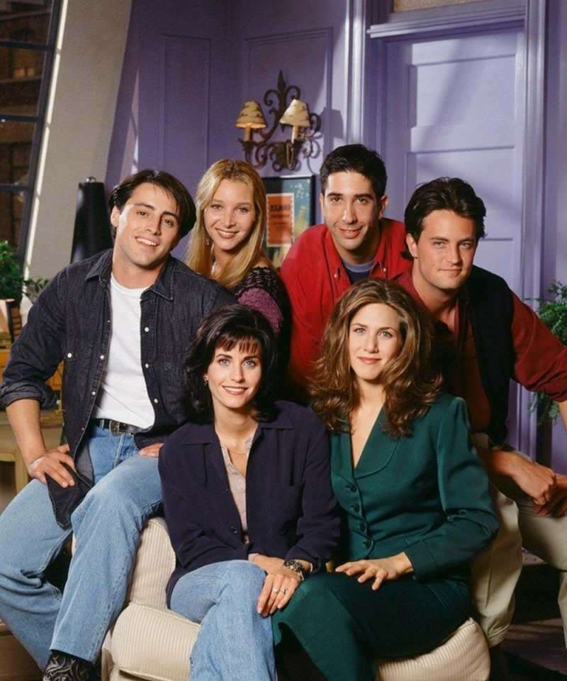 Friends invite l'équipe au tournage de la série en échange d'un don de coronavirus!