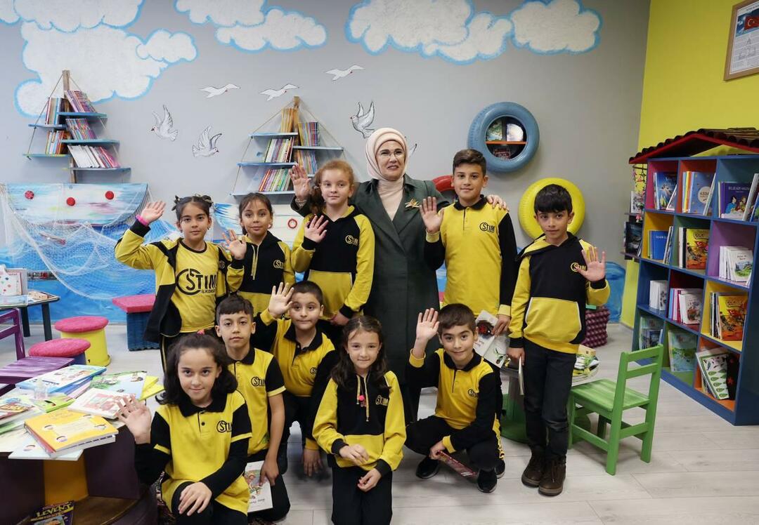 Emine Erdoğan a rencontré des enfants à Ankara