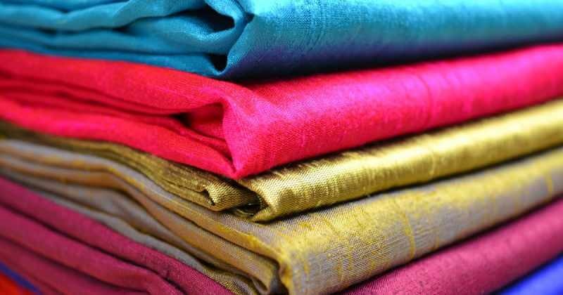 Comment nettoyer le tissu en soie? Astuces pour laver les vêtements en soie