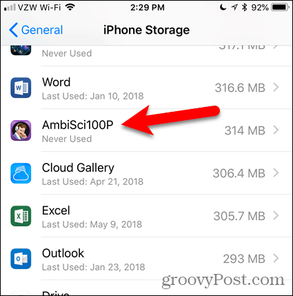 Appuyez sur l'application sous iPhone Storage