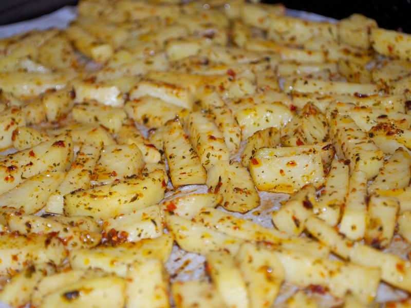 Comment faire des pommes de terre épicées au four? La recette de pommes de terre épicées cuites au four la plus simple