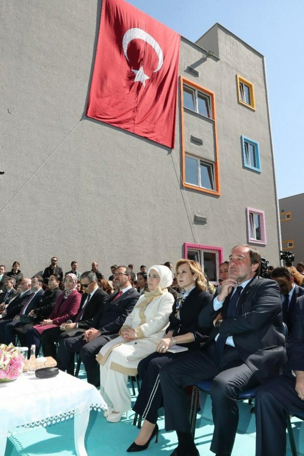 Première Dame Erdoğan: Au cours des 17 dernières années, près de 55 000 personnes handicapées ont été employées