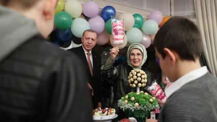 Un message de la Première Dame Erdogan sur l'iftar, ils ont accueilli les enfants dans les maisons d'amour