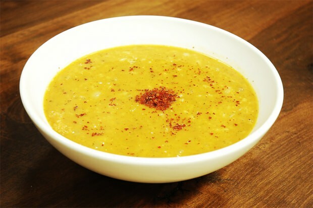 Comment préparer la soupe mahluta la plus simple? Trucs de soupe de Mahluta