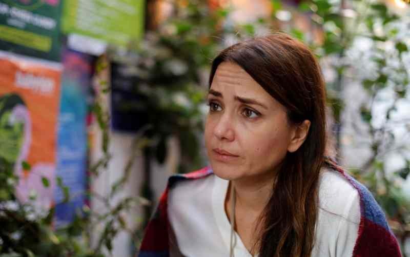 La célèbre actrice Deniz Uğur soulage la douleur de son mari décédé avec ses enfants!