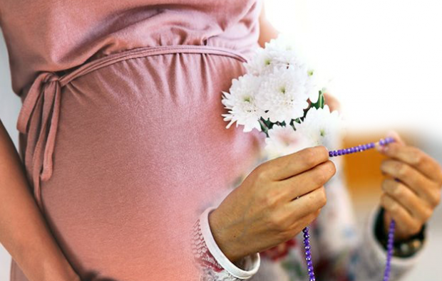 Prières à lire pour garder le bébé en bonne santé pendant la grossesse et souvenir des souhaits de Huseyin