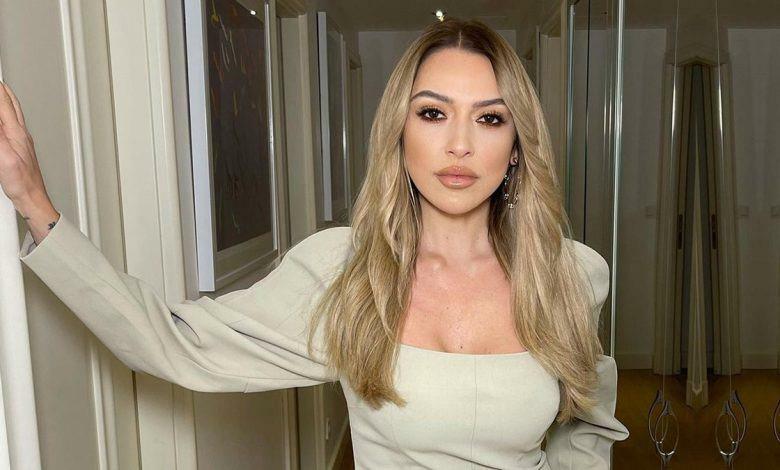 Gros choc pour Hadise! Il a vendu sa bague, voyez combien elle vaut.