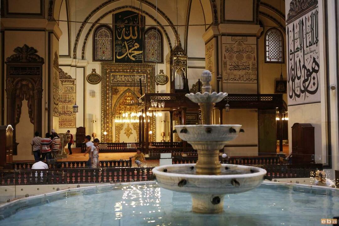 Caractéristiques de la grande mosquée 