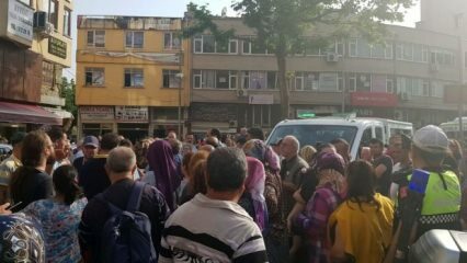 Réaction du mouvement aux funérailles d'Eşref Kolçak