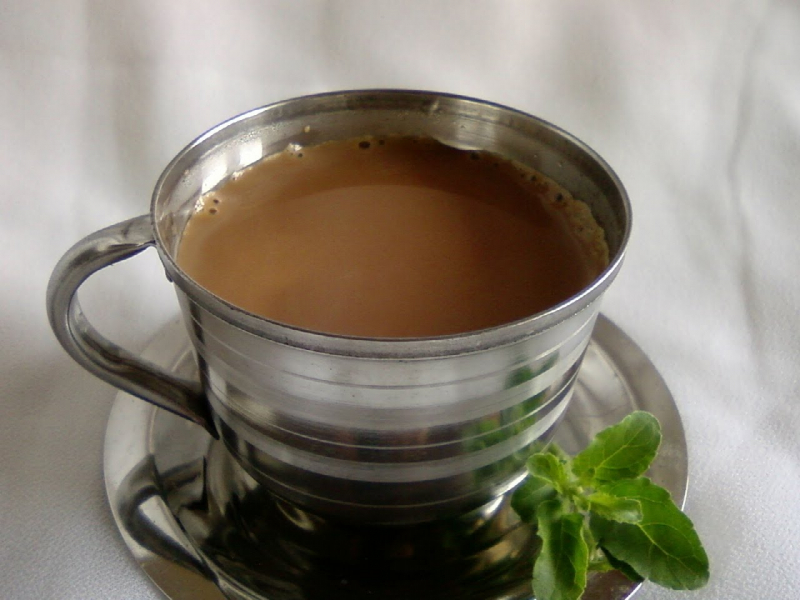 Quels sont les bienfaits du basilic? Où utilise-t-on le basilic? Comment faire du thé au basilic?