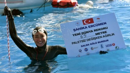 Şahika Ercümen a battu le record du monde en descendant à 65 mètres!