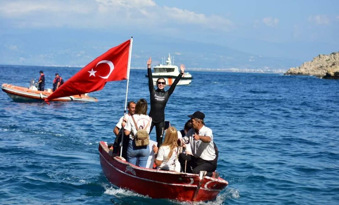 100e anniversaire de la République par Şahika Ercümen. Nouveau record du monde!