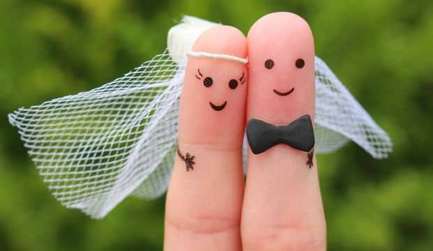 Le nombre de couples mariés en raison de l'épidémie est tombé au niveau le plus bas en 20 ans