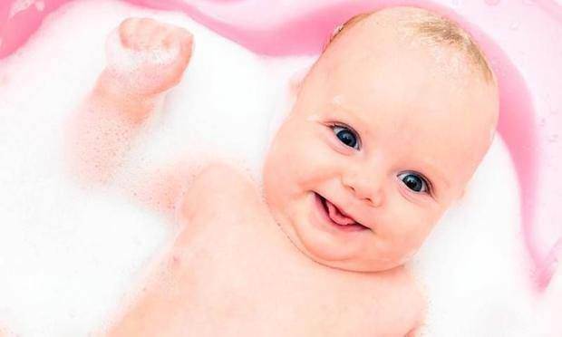Comment prendre un bain pour nouveau-né?