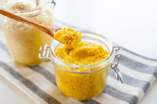 Quels sont les bienfaits de la moutarde? Pour quelles maladies la moutarde est-elle bonne? Comment utiliser les graines de moutarde noire?