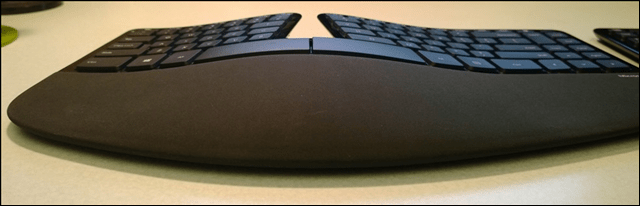 Sculpt, le nouveau clavier ultra ergonomique de Microsoft