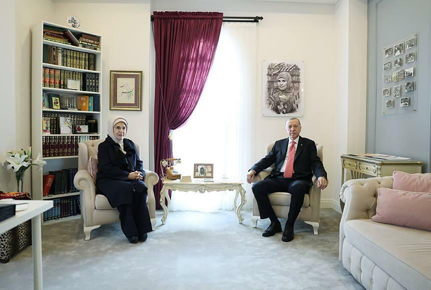 Le président Erdoğan et Emine Erdoğan ont visité la Fondation Şule Yüksel Şenler