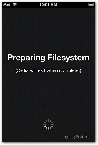 Cydia prépare le système de fichiers