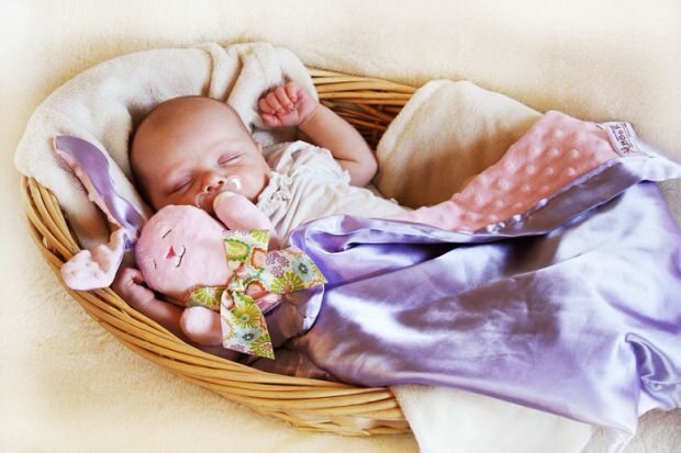 Méthode de sommeil de bébé en 40 secondes