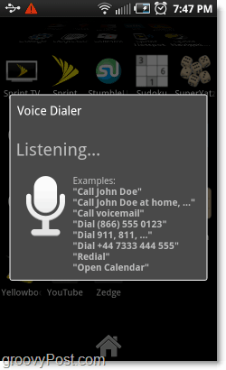 Numéroteur vocal écoutant les commandes sur le téléphone Android