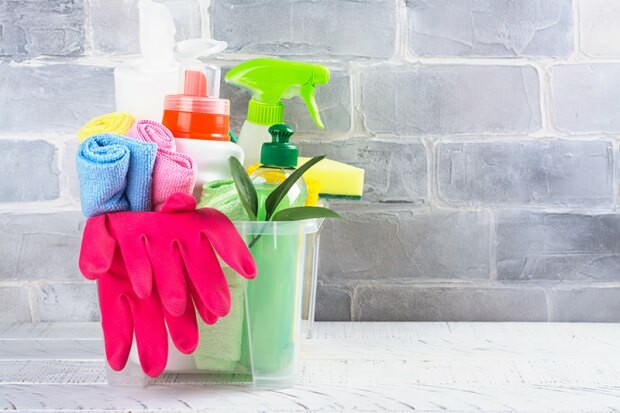 Comment est le nettoyage de routine de la maison