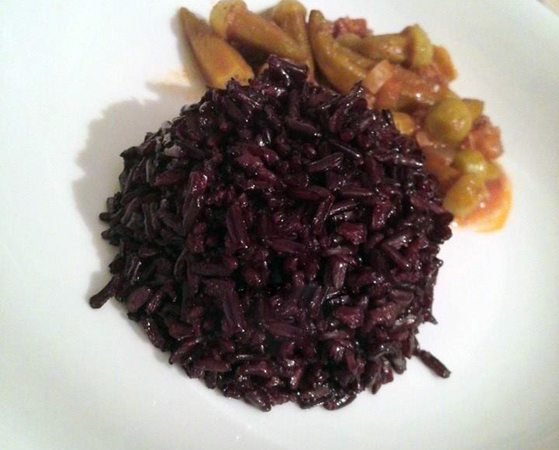 Qu'est-ce que le riz noir? Comment faire du pilaf à partir de riz noir? Techniques de cuisson du riz noir