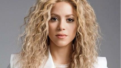 La célèbre chanteuse Shakira a décidé de divorcer après avoir été trompée! Il a laissé un message à ses fans