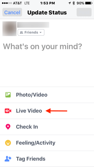 Dans votre mise à jour de statut Facebook, appuyez sur Vidéo en direct.