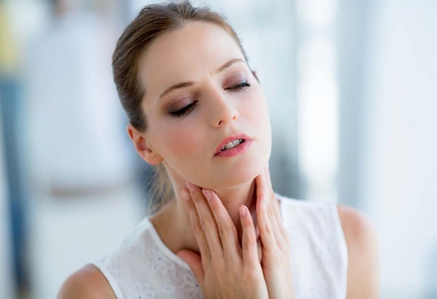 Quelles sont les causes et les symptômes de l'écoulement nasal? Moyens naturels qui sont bons pour l'écoulement nasal