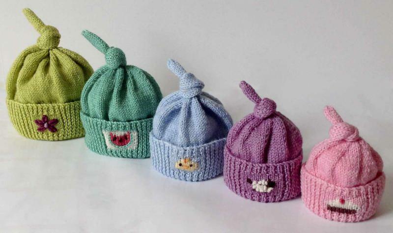 Modèles et tailles de bonnets tricotés pour bébé 2021