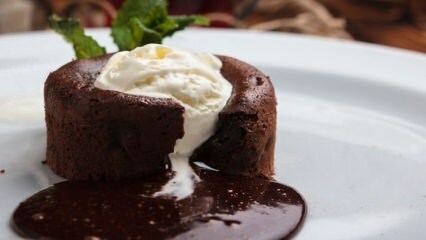 Comment faire un gâteau au chocolat chaud?