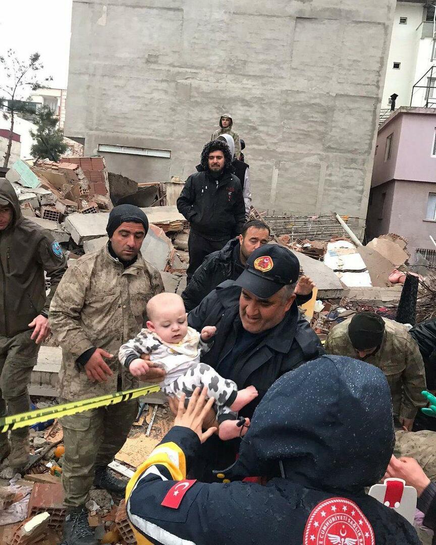 Bahadır Yenişehirlioğlu a déclaré que nous continuerons à travailler jusqu'au dernier survivant de la catastrophe