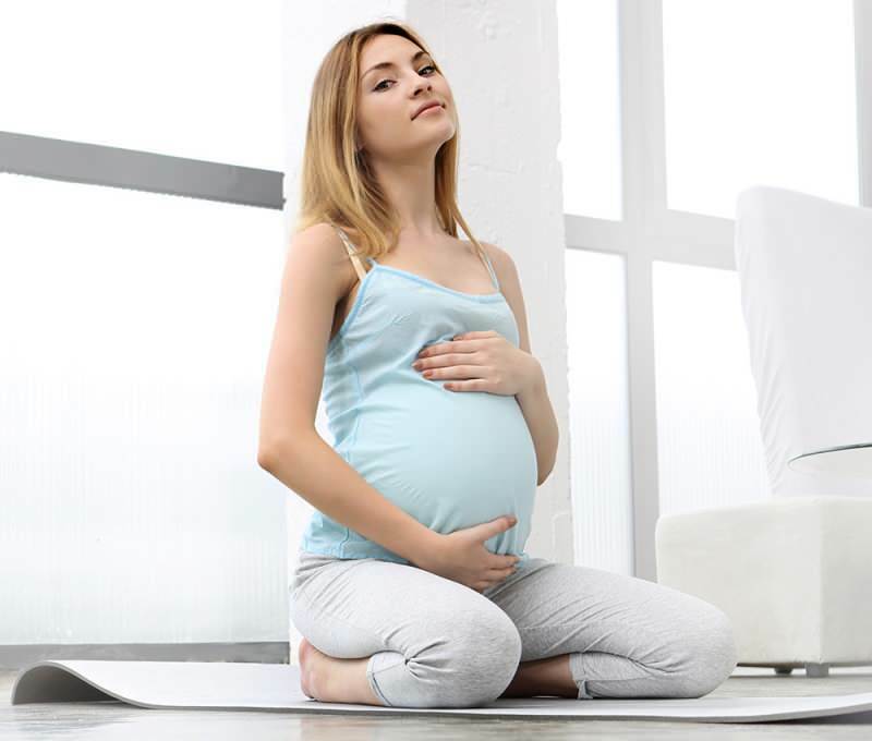 La ligne ombilicale passe-t-elle pendant la grossesse? Ligne du ventre marron