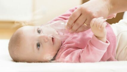 Pourquoi une respiration sifflante chez les bébés? Qu'est-ce qui devrait être fait?