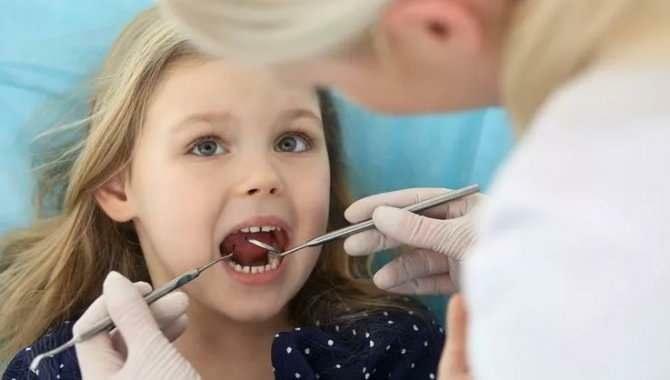 Comment surmonter la peur du dentiste chez les enfants