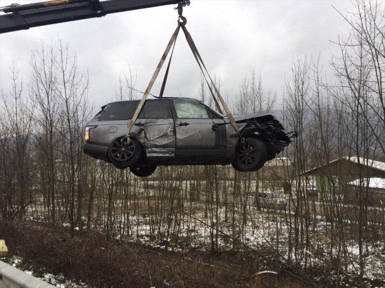 La célèbre chanteuse Sıla a eu un accident de voiture!