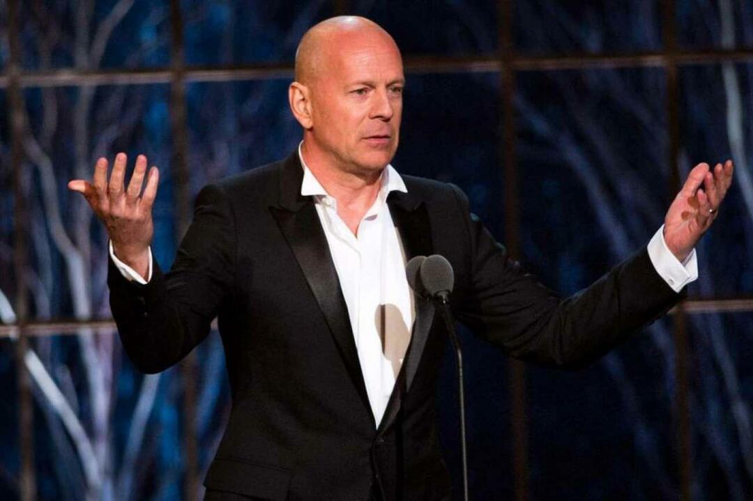 Bruce Willis arrête de jouer