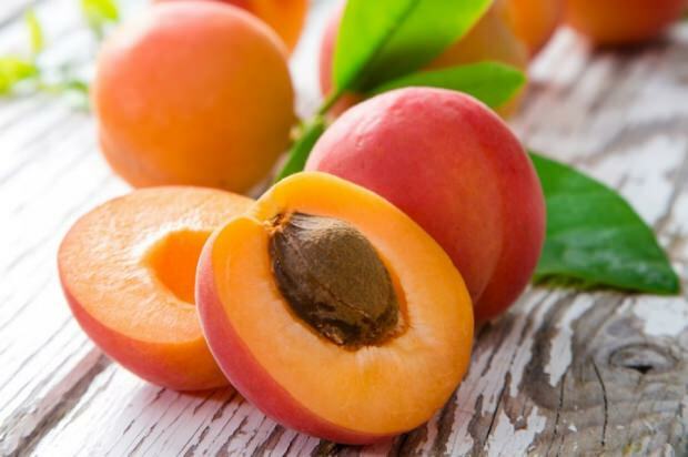 Quels sont les avantages de manger l'abricot à jeun? Minceur au thé sous forme d'abricot
