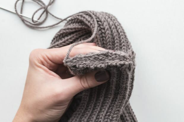 Méthode de tricotage de bande de cheveux