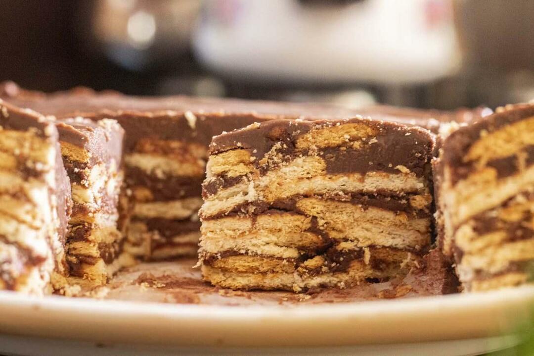 Gâteau aux biscuits Petibor
