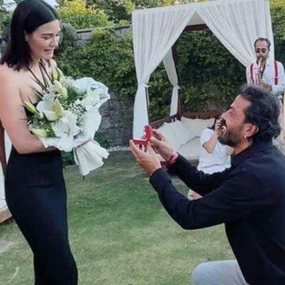 İrsel Çivit Sevcan Yaşara a proposé le mariage il y a 3 mois.