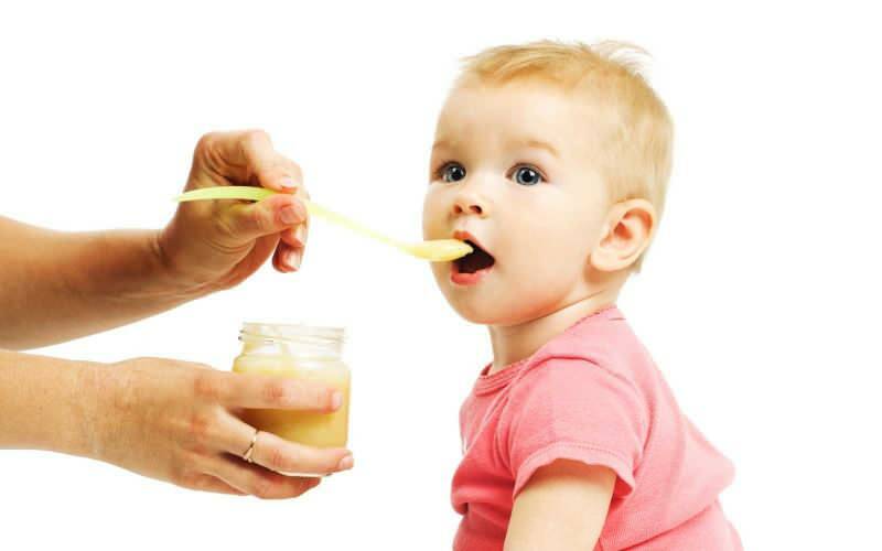 Recette de farine de riz facile pour les bébés! Comment faire du pudding pour bébé en période de complément alimentaire?