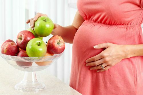 Quels sont les avantages de consommer des pommes pendant la grossesse?