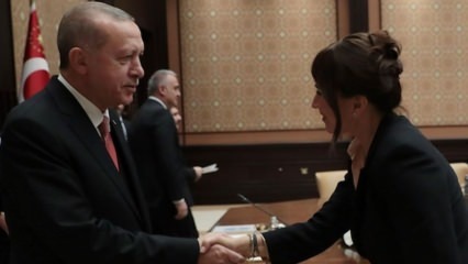 Téléphone de condoléances du président Erdoğan à Demet Akbağ