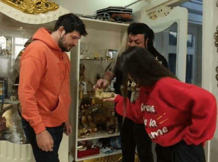 Fırat Albayram et Ceyda Town Cobra ont visité la maison de Murat 