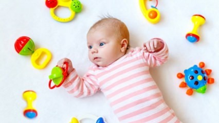Quels devraient être les jouets du premier âge des bébés?