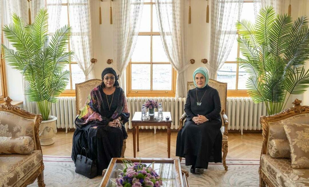 La Première Dame Erdoğan a rencontré l'épouse du Président du Sénégal !