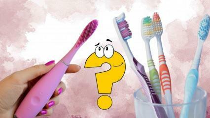 Quelles sont les différences entre la brosse à dents électrique Foreo ISSA 3 et une brosse à dents manuelle ?