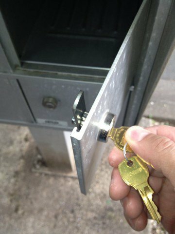 change-mailbox-lock-8