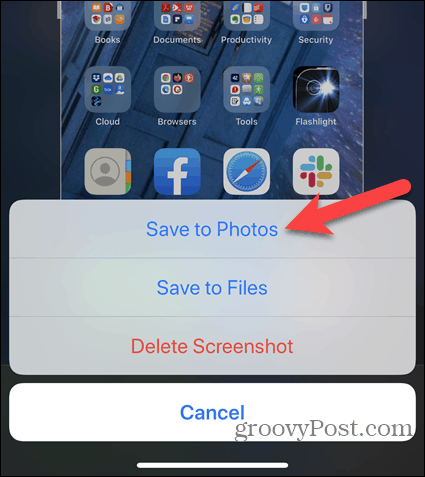 Appuyez sur Enregistrer dans les photos lors de la modification d'une capture d'écran iPhone